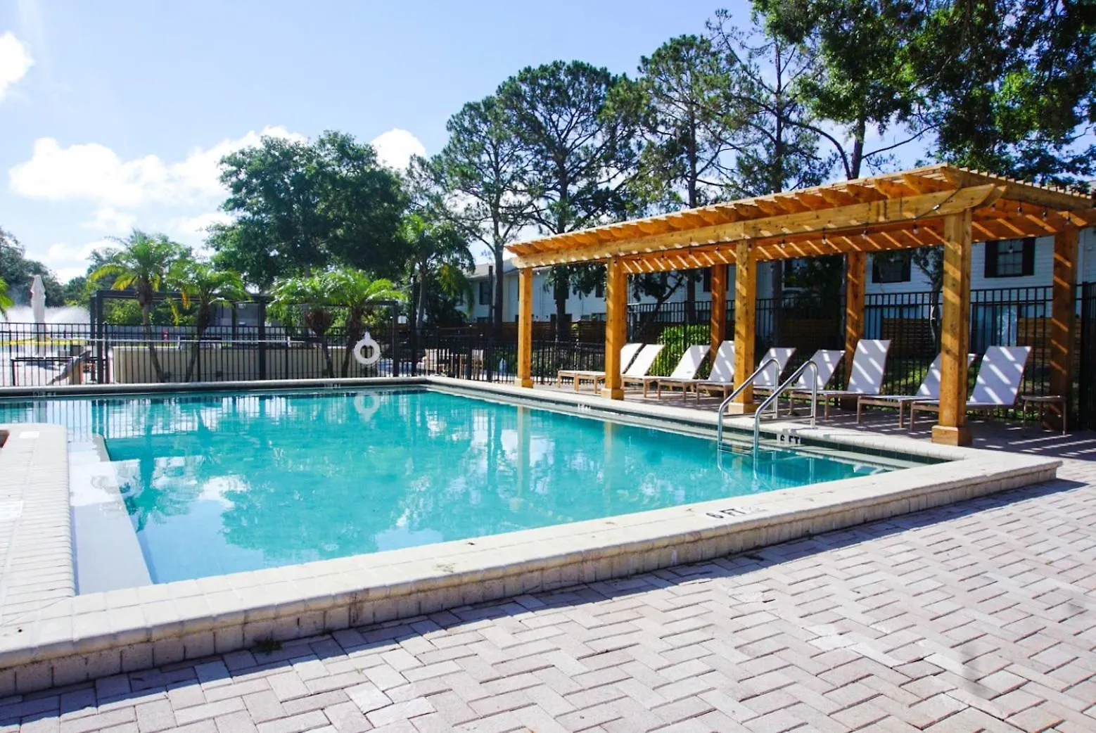 Serene Townhouse Near Moffitt, Advent, & Usf Tampa Casa de Férias